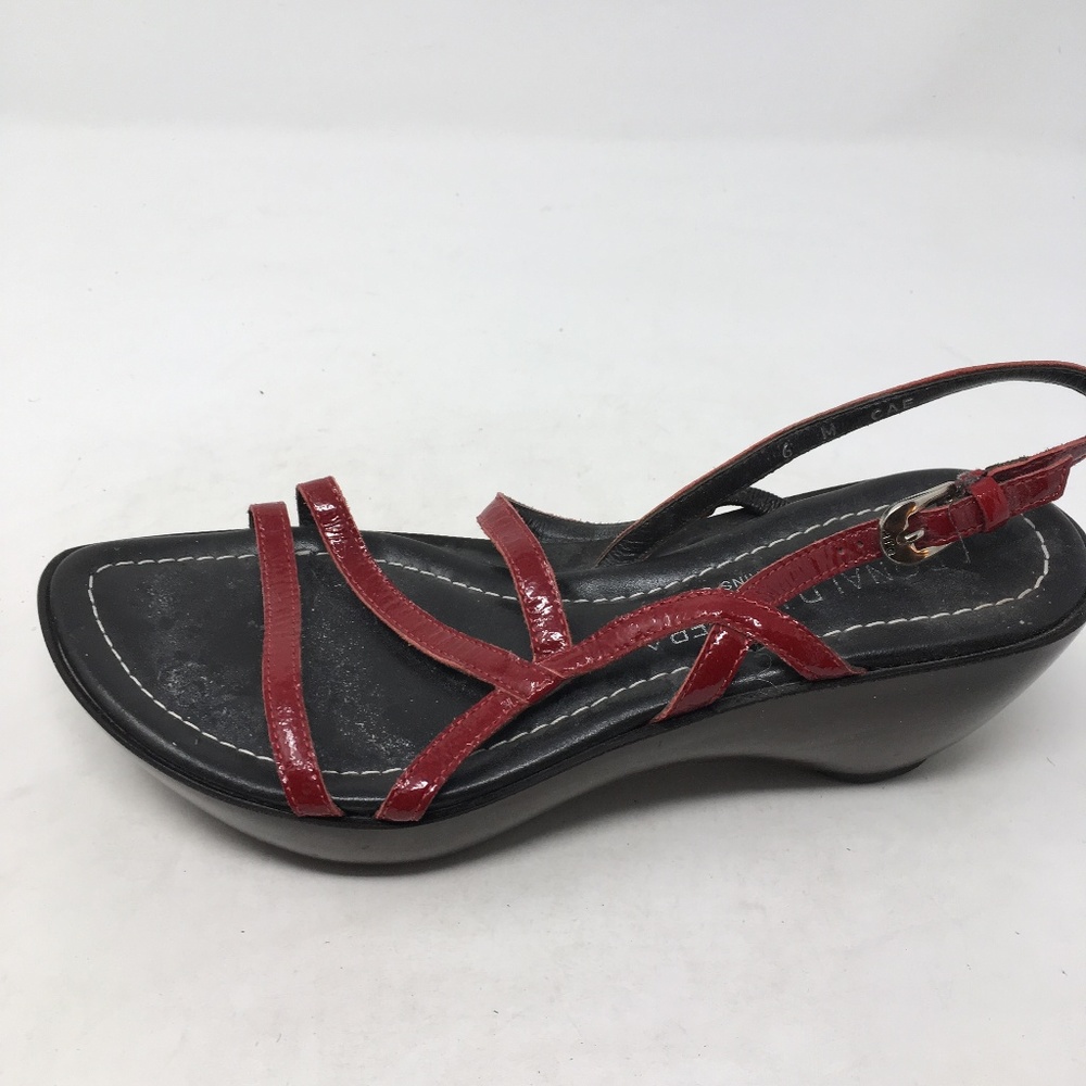 DONALD PLINER RED HEELS 6M